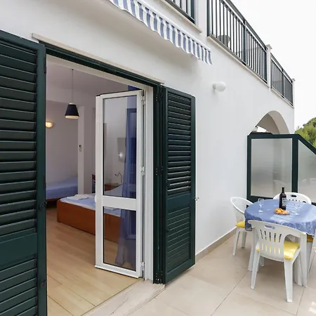 Posta - With Balcony And Sea View - 2 * Saplunara